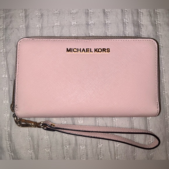 Medium size Michael Kors wallet with wrist band. - Picture 1 of 5
